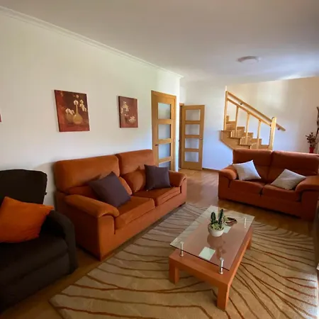 Casa Do Aloumiño Сasa de vacaciones *