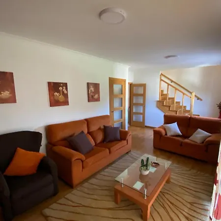 Сasa de vacaciones Casa Do Aloumiño *